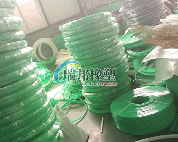 超高分子导轨条